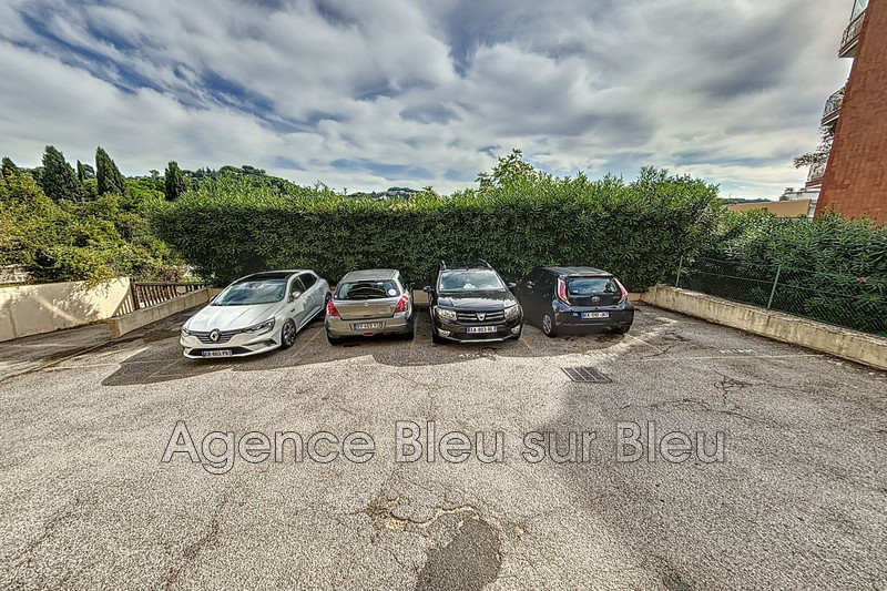 Professionnel bureau Le Cannet  