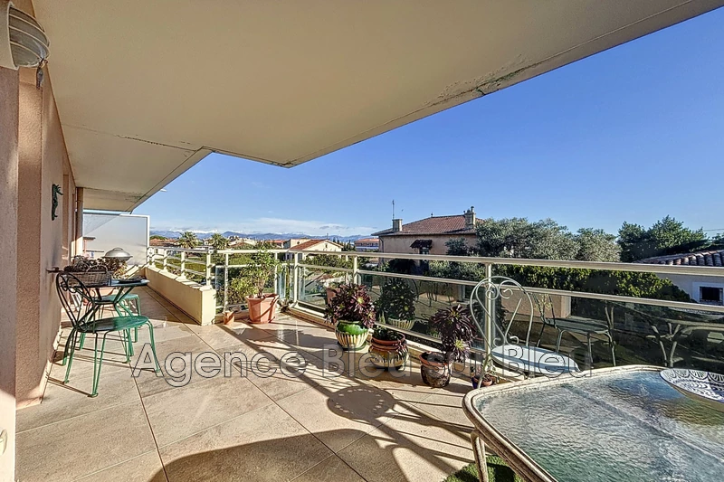 Appartement Antibes Piscine,   achat appartement  3 pièces   61&nbsp;m&sup2;