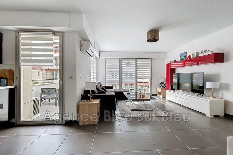 appartement  studio  Antibes Centre-ville  30 m² -   
