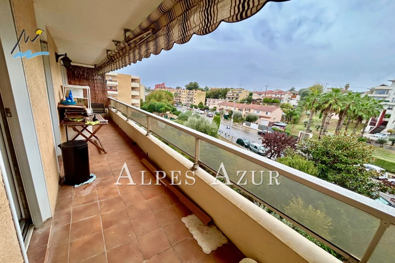 Location appartement Cagnes-sur-Mer  