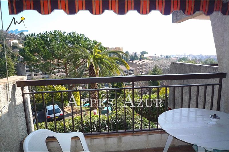 Photo Appartement Vence Résidentiel, proche commerces et bord de mer, achat appartement 1 pièce 28 m²