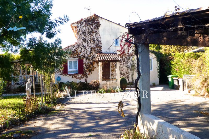Photo Villa La Colle-sur-Loup Bas de la colle limite villeneuve loubet, achat villa 4 chambres 150 m²