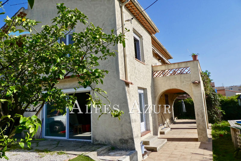 vente Maison villa Cagnes-sur-mer Bréguières Villa Cagnes-sur-Mer Bréguières, achat villa 5 chambres 160 m²