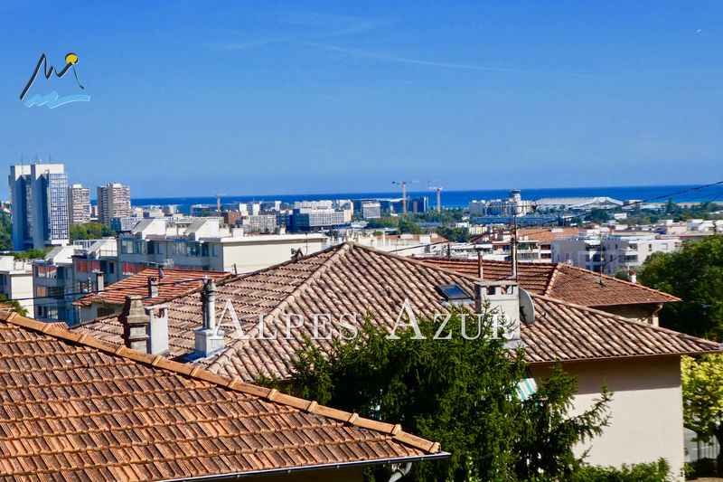 Photo Villa Saint-Laurent-du-Var Proche centre ville, to buy villa 6 bedrooms 208 m²