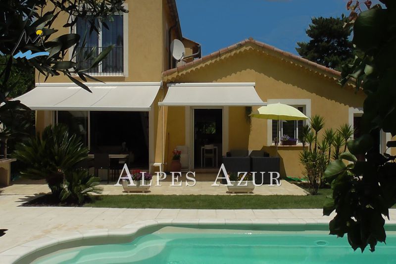 Photo Villa Villeneuve-Loubet Résidentiel entre village et plage,   achat villa  4 chambres   160&nbsp;m&sup2;