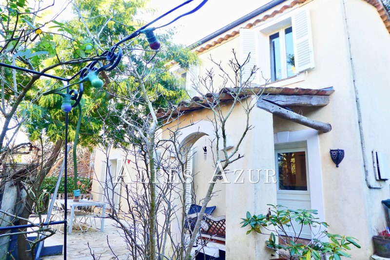 vente Maison villa Roquefort-les-pins Les pouvériers Villa Roquefort-les-Pins Les pouvériers, achat villa 2 chambres 85 m²