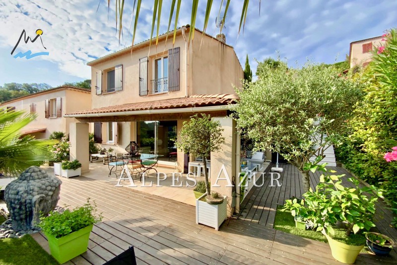 vente Maison villa Villeneuve-loubet Les plans Villa Villeneuve-Loubet Les plans , achat villa 2 chambres 95 m²
