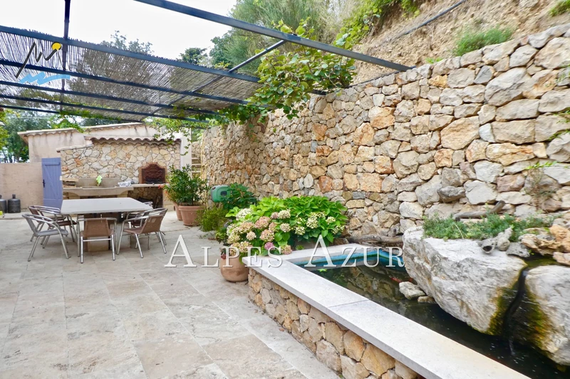 Villa Saint-Laurent-du-Var Montaleigne,   achat villa  8 chambres   271&nbsp;m&sup2;