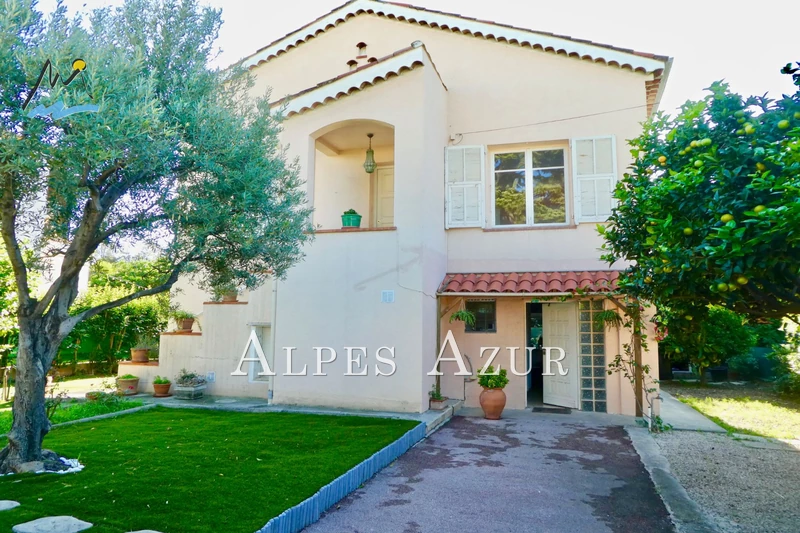 Maison Saint-Laurent-du-Var Vespins,   achat maison  4 chambres   135&nbsp;m&sup2;