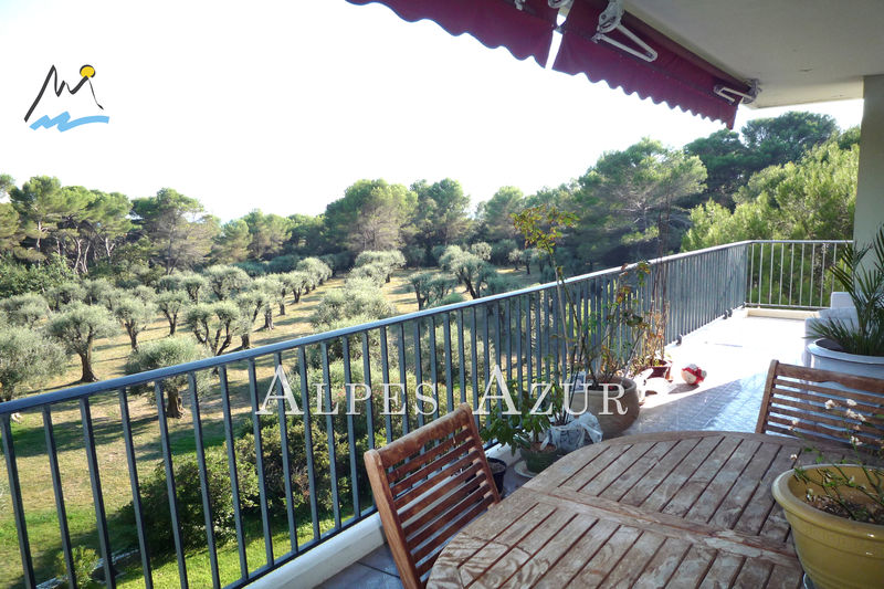 Photo Appartement Cagnes-sur-Mer Hippodrome, achat appartement 4 pièces 114 m²