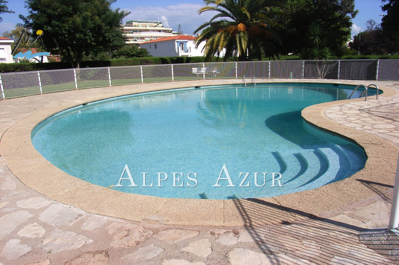 Photo Appartement Saint-Laurent-du-Var Vespins, achat appartement 1 pièce 19 m²