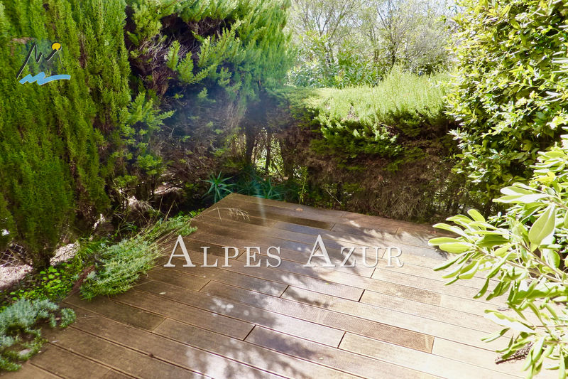 Photo Rez-de-jardin Villeneuve-Loubet Les ginestières, achat rez-de-jardin 1 pièce 39 m²