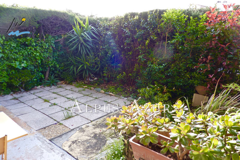 vente Appartement rez-de-jardin Cagnes-sur-mer Val fleuri Rez-de-jardin Cagnes-sur-Mer Val fleuri, achat rez-de-jardin 2 pièces 61 m²