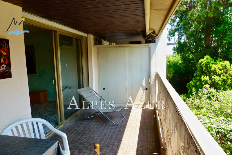 Photo Appartement Saint-Laurent-du-Var Vespins, achat appartement 1 pièce 24 m²