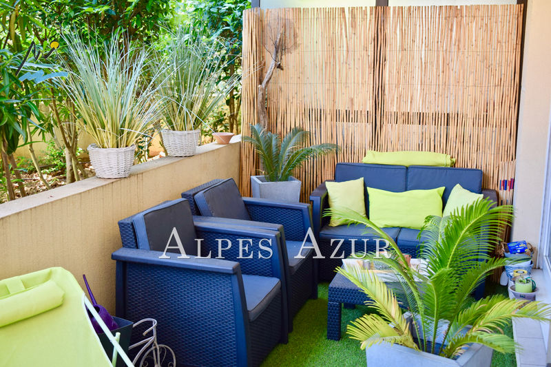 Photo Appartement Cagnes-sur-Mer Hubac, achat appartement 2 pièces 39 m²