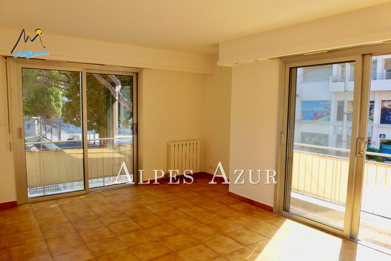 Photo Appartement Cagnes-sur-Mer Centre ville, achat appartement 2 pièces 42 m²