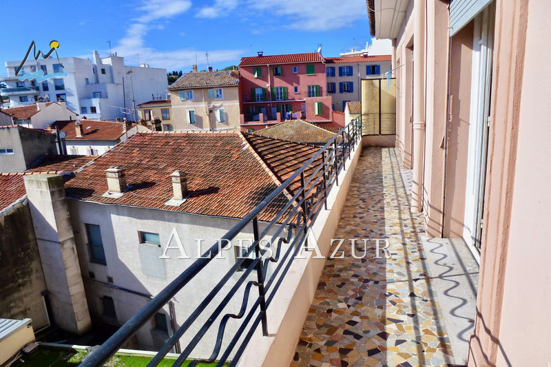 Photo Floor Cagnes-sur-Mer Centre ville, to buy floor 3 rooms 77 m²