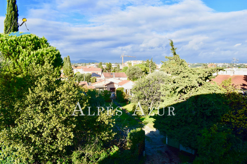 Photo Appartement Cagnes-sur-Mer Pinède, achat appartement 1 pièce 29 m²