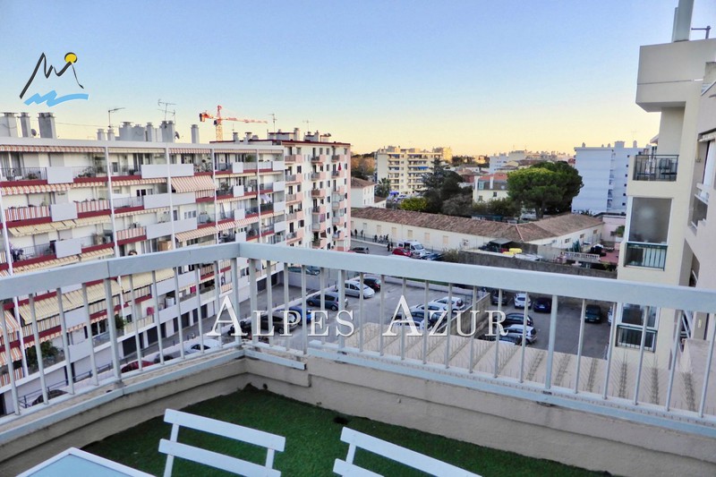 vente Appartement dernier étage Cagnes-sur-mer Centre ville Dernier étage Cagnes-sur-Mer Centre ville, achat dernier étage 1 pièce 30 m²