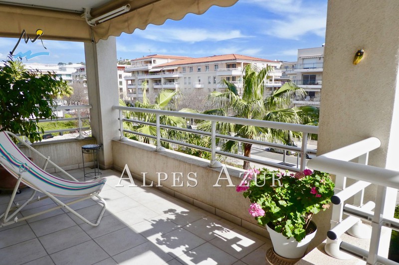 Photo Apartment Cagnes-sur-Mer Centre ville,   to buy apartment  2 rooms   44&nbsp;m&sup2;