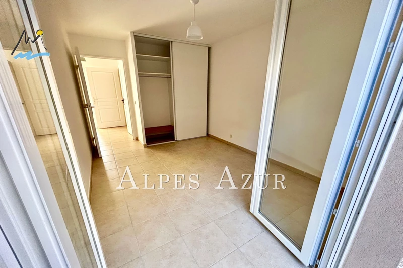 Vente appartement Saint-Laurent-du-Var  