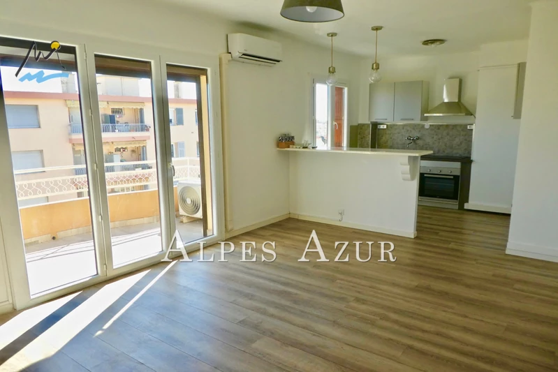 Vente dernier étage Cagnes-sur-Mer  