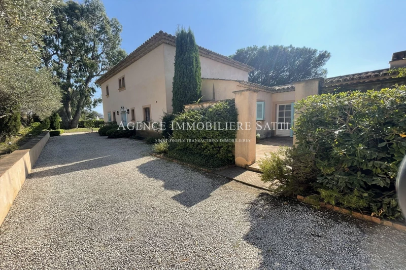Location saisonnière bastide Saint-Tropez  