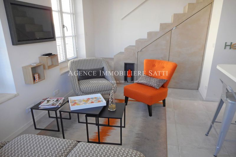 Photo Duplex Saint-Tropez Centre-ville, Location saisonnière duplex 2 pièces 32 m²