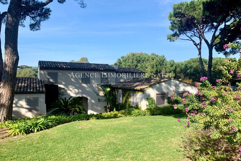 Location saisonnière villa Saint-Tropez  