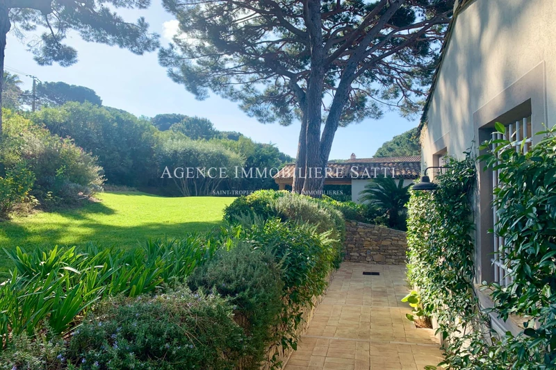 Location saisonnière villa Saint-Tropez  
