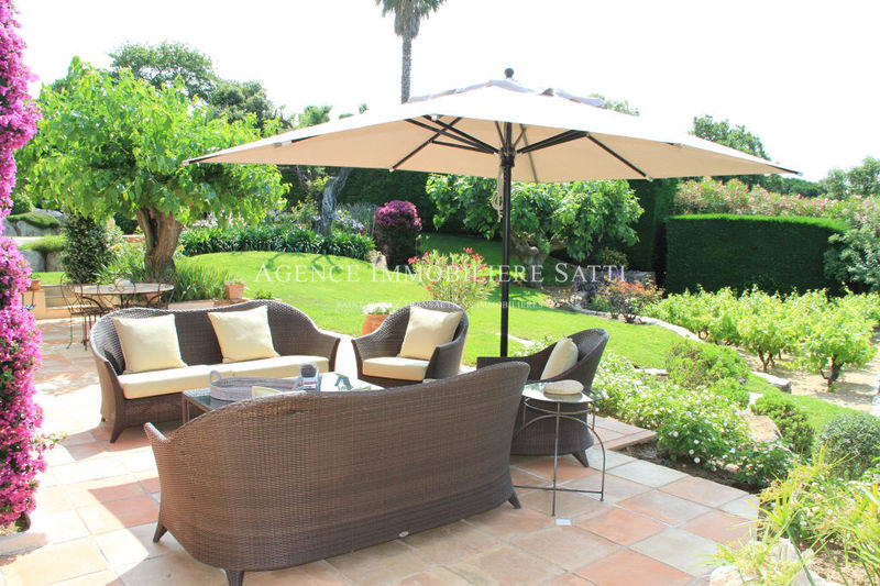 Photo Villa provençale Saint-Tropez Proche plages, Location saisonnière villa provençale 6 chambres 280 m²