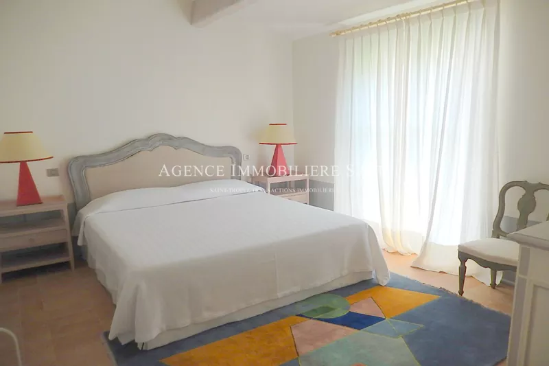 Location saisonnière villa Saint-Tropez  