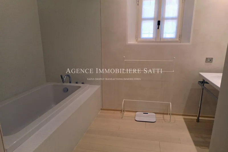 Location saisonnière villa Saint-Tropez  