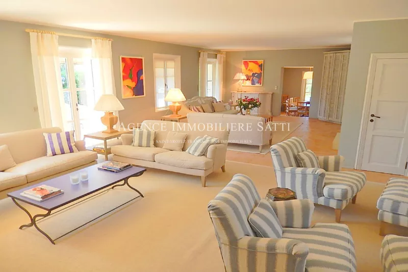 Location saisonnière villa Saint-Tropez  