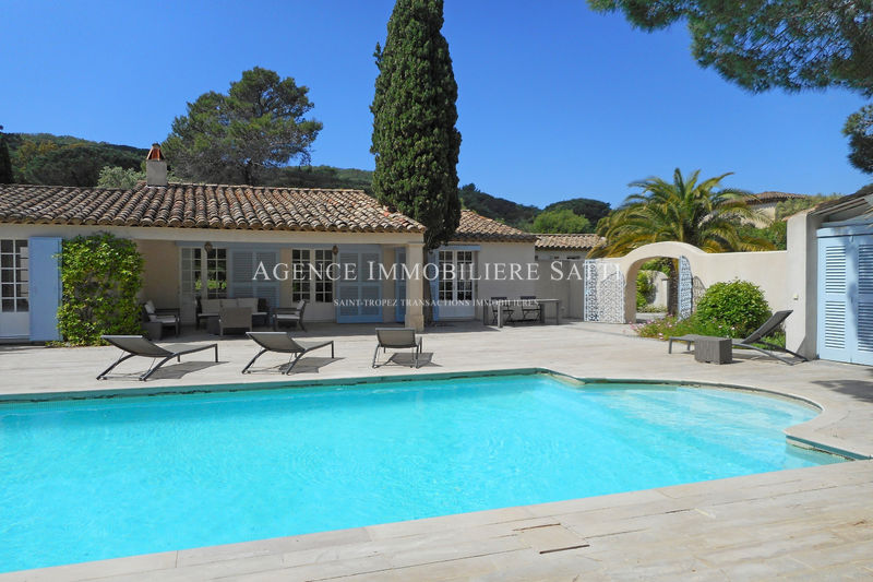 Photo Villa provençale Gassin Proche plages, Location saisonnière villa provençale 4 chambres 300 m²
