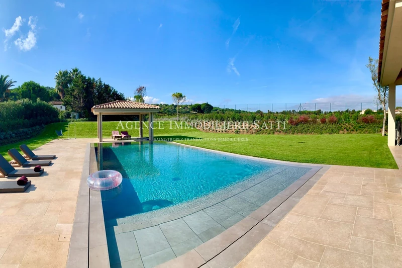 Location saisonnière villa Saint-Tropez  