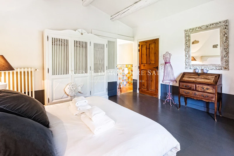Location saisonnière villa provençale Gassin  