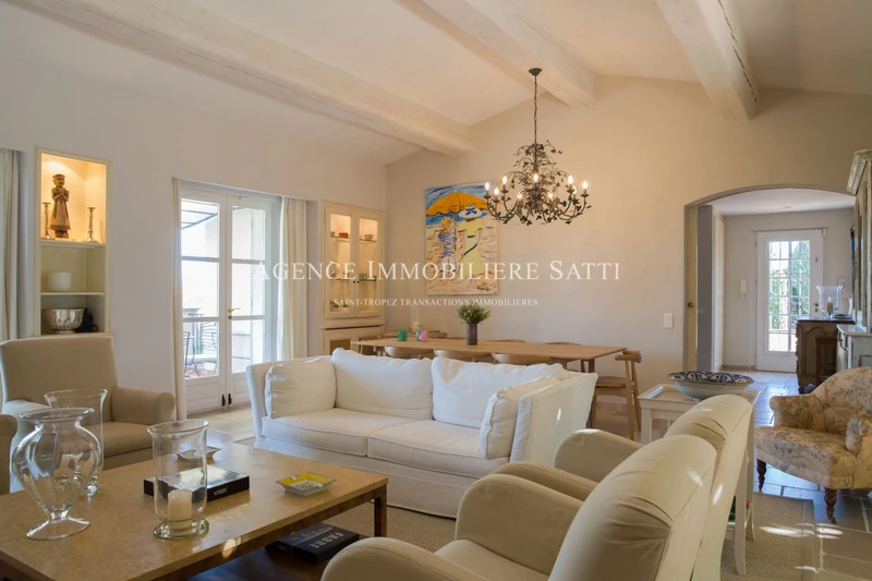 Location saisonnière villa provençale Saint-Tropez  