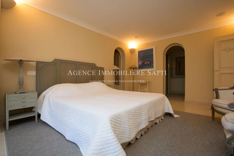 Location saisonnière villa provençale Saint-Tropez  