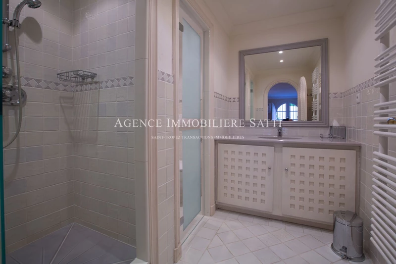 Location saisonnière villa provençale Saint-Tropez  