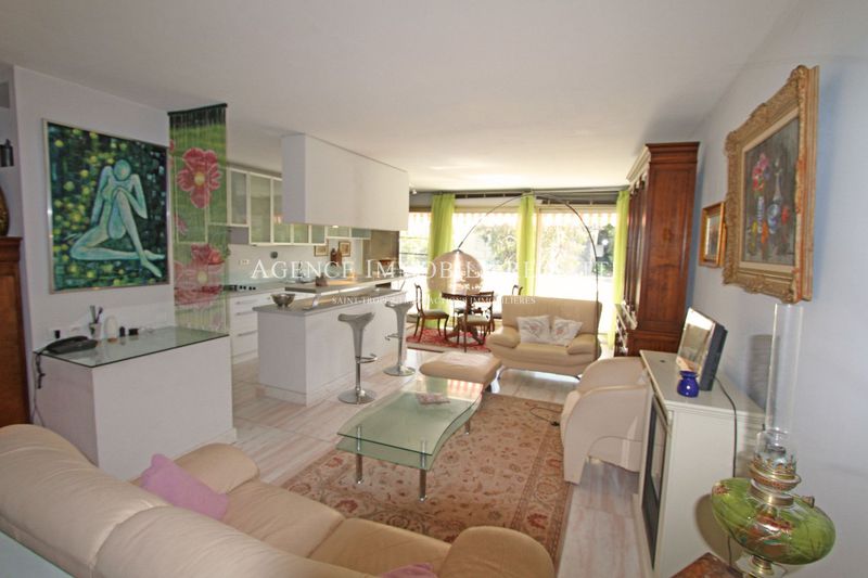 Photo Appartement Saint-Tropez Village, achat appartement 4 pièces 91 m²