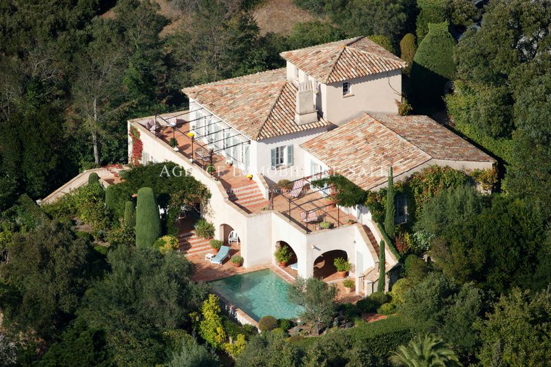 Photo House Gassin Au coeur du village, to buy house 4 bedrooms 355 m²