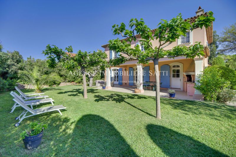 Photo Villa Saint-Tropez achat villa 4 chambres 190 m²