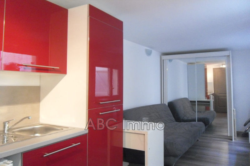Photo Appartement Aix-en-Provence Saint jérôme, Location appartement 1 pièce 16 m²