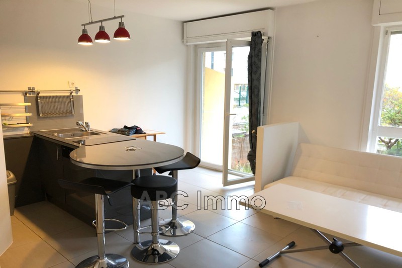 Photo Appartement Aix-en-Provence Centre-ville, Location appartement 2 pièces 33 m²