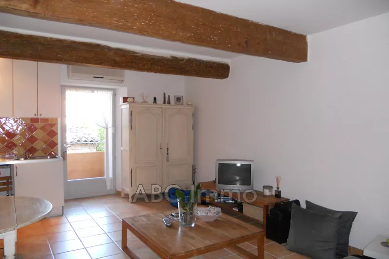 Location appartement Meyrargues  
