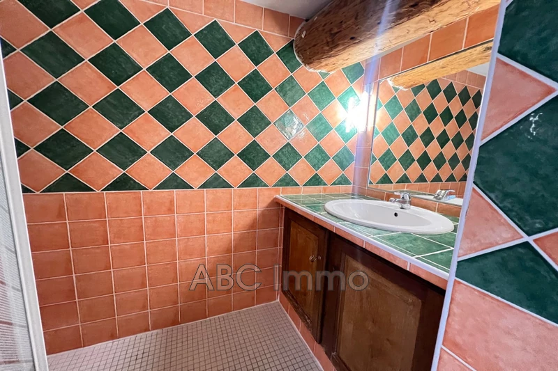 Location appartement Meyrargues  