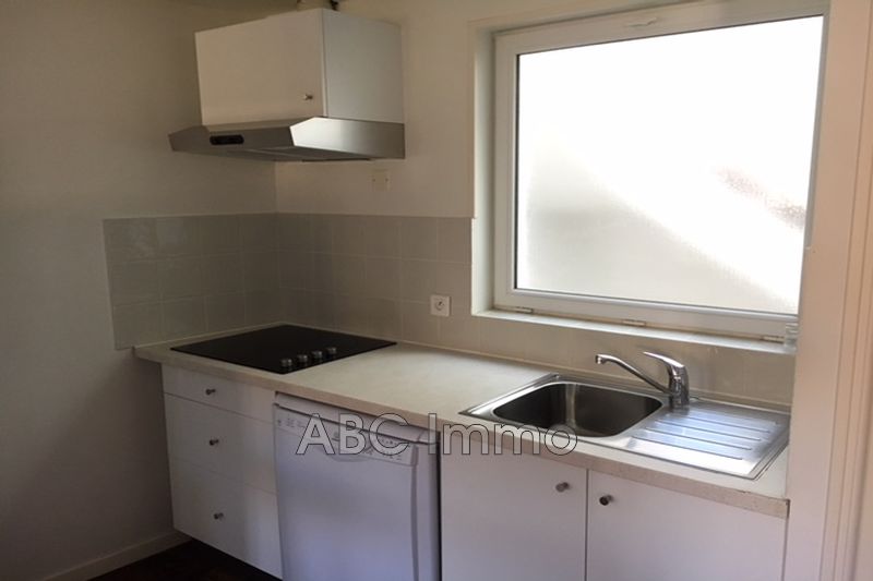 Location appartement Aix-en-Provence  