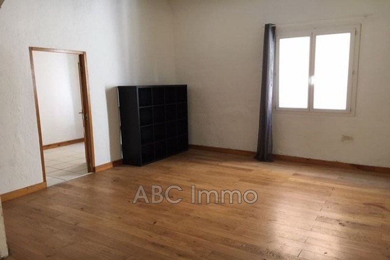 Photo Appartement Aix-en-Provence Centre-ville, Location appartement 2 pièces 45 m²