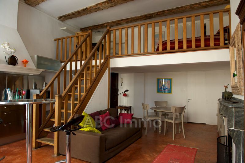 Photo Appartement Aix-en-Provence Location appartement 2 pièces 37 m²